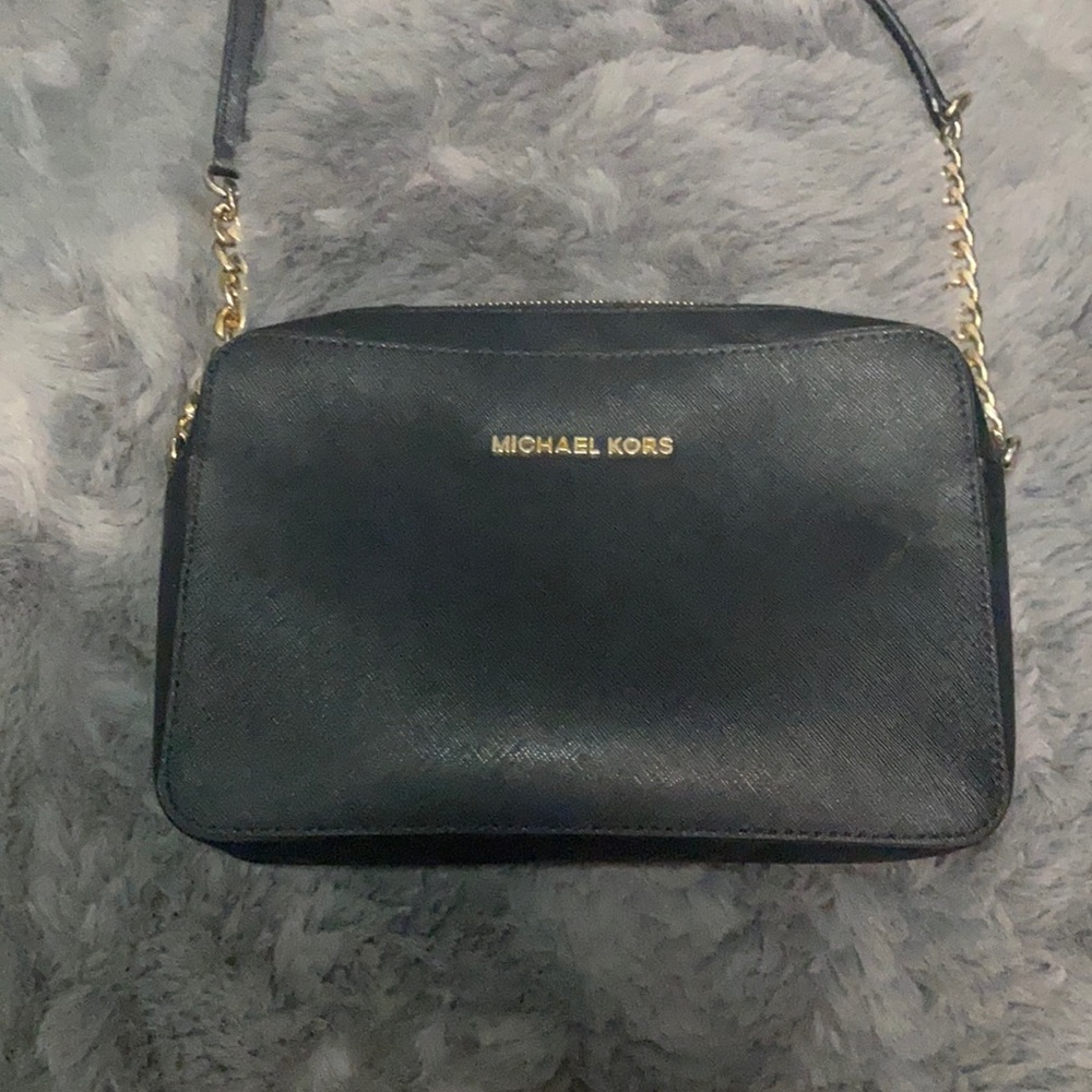 Black Michael Kors Crossbody